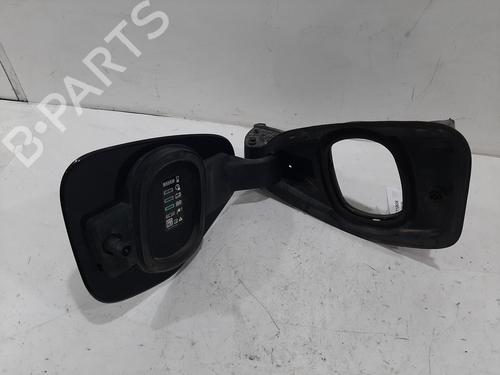 fuel-flap-jaguar-i-pace-x590-2018-34533955 main image