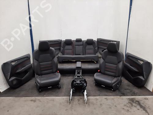 Used Seats set RENAULT ARKANA I (LCM_, LDN_) 1.3 TCe 140 (LDN0) (140 hp) 26838570