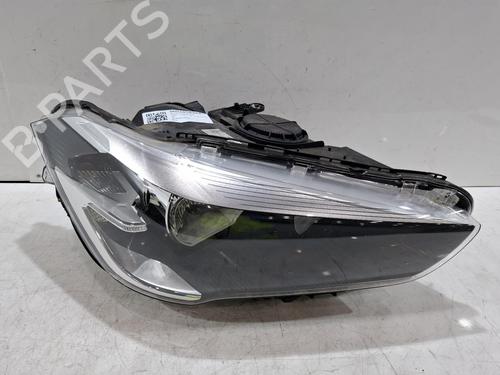 Used Right headlight Right headlight BMW X1 (F48) sDrive 18 d (150 hp) 40040255 40040255