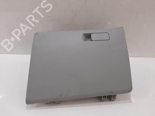 Used Glove box Glove box 36957292 36957292