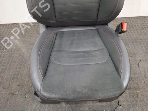 Right front seat FORD KUGA II (DM2) 2.0 TDCi | BP38944844C16 - Image 4
