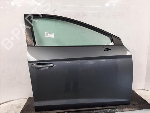 Used Right front door Right front door 38445922 38445922