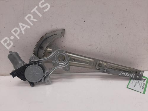 Lève-vitre avant droit DAIHATSU SIRION (M3_) 1.0 (M300) (70 hp) 27465904