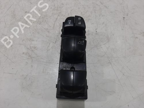 Used Switch NISSAN QASHQAI II (J11, J11_) 1.2 DIG-T (115 hp) 30142152