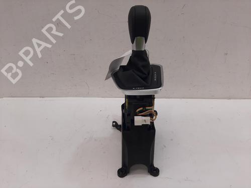 Used Gear lever RENAULT CLIO V (B7_) 1.6 E-TECH 140 (B7MU) (140 hp) 26787841