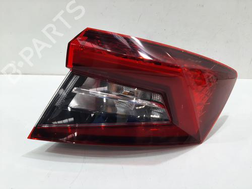 Used Right taillight SKODA KAROQ (NU7, ND7) 1.0 TSI (116 hp) 28618076