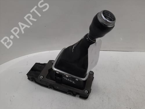Used Gear lever DACIA DUSTER (HM_) 1.0 TCe 100 (HMMT) (101 hp) 26855035