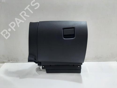 Hanskerom Hanskerom NISSAN JUKE (F16_) 1.0 (114 hp) 35768086 35768086