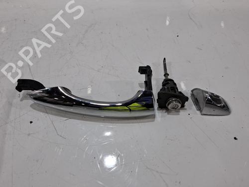 Used Front right exterior door handle Front right exterior door handle KIA SORENTO III (UM) 2.2 CRDi 4WD (200 hp) 40455116 40455116