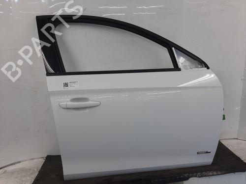 Used Right front door Right front door VAUXHALL CORSA Mk V (F) 1.2 (75 hp) 33988495 33988495