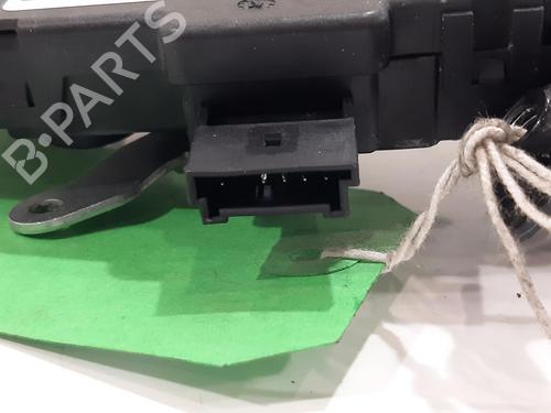 Tailgate lock LAND ROVER RANGE ROVER IV (L405) 4.4 SDV8 4x4 | BP29553607C101