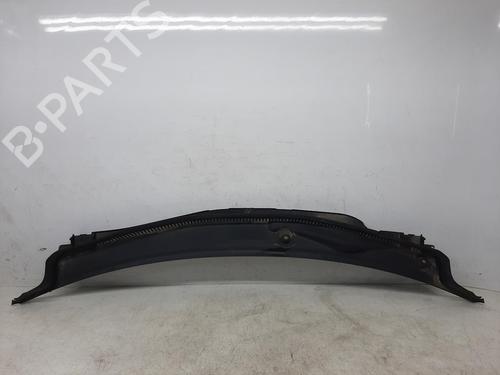 Used Scuttle panel BMW 1 (F40) 118 i (140 hp) 26744980