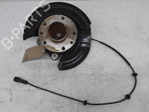 Højre hjullejehus spindel NISSAN JUKE (F16_) DIG-T 117 (117 hp) 31305168