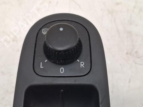 Right front window switch VW GOLF VI Convertible (517) 1.2 TSI | BP39622619I26 - Image 4