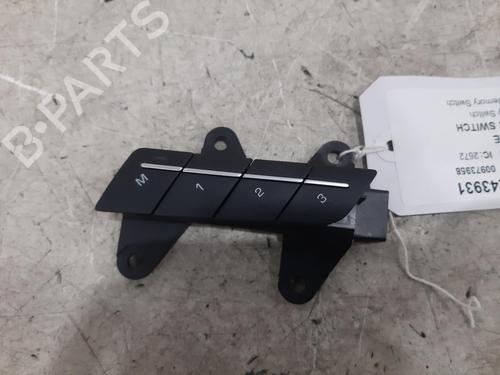 electronic-module-jaguar-i-pace-x590-2018-26747730 main image