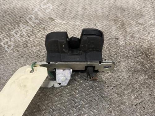 Used Electronic module VW POLO IV (9N_, 9A_) 1.2 12V (64 hp) 24101282