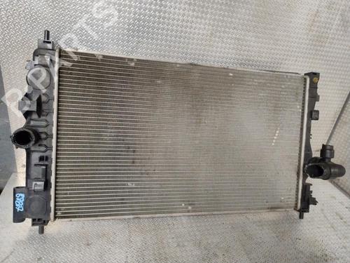 water-radiator-opel-astra-j-p10-2009-2010-2011-2012-2013-2014-2015-2016-33330924 main image