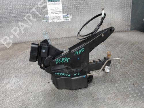 Used Front left lock TOYOTA COROLLA Verso (_E12_) 1.6 VVT-i (ZZE121_, ZZE121R) (110 hp) 24081205