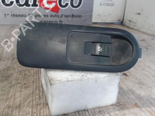 Used Switch Switch RENAULT SCÉNIC II (JM0/1_) 1.5 dCi (JM0F) (82 hp) 24068499 24068499