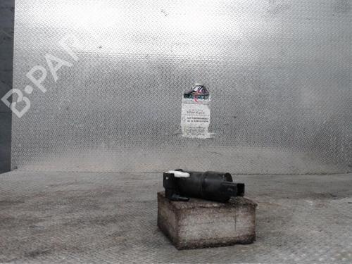 Used Washer pump OPEL CORSA F (P2JO) 1.5 (68) (102 hp) 24097772