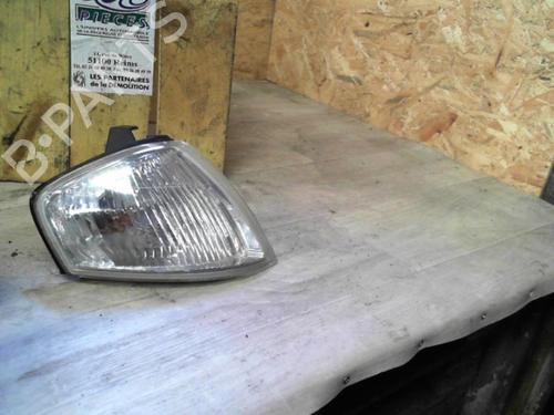 Used Right front indicator Right front indicator MAZDA 323 F VI Hatchback (BJ) 1.3 16V (BJ3P, BJ14) (73 hp) 24067339 24067339