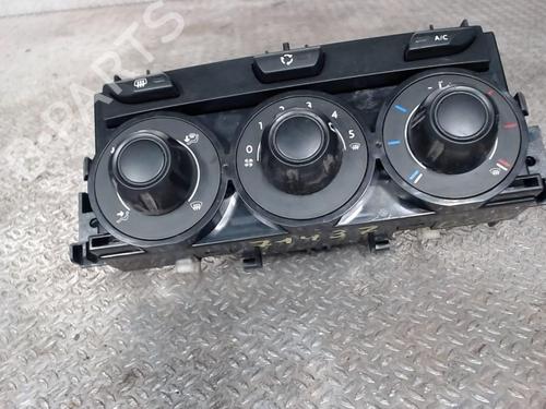 Used Climate control Climate control 24079216 24079216