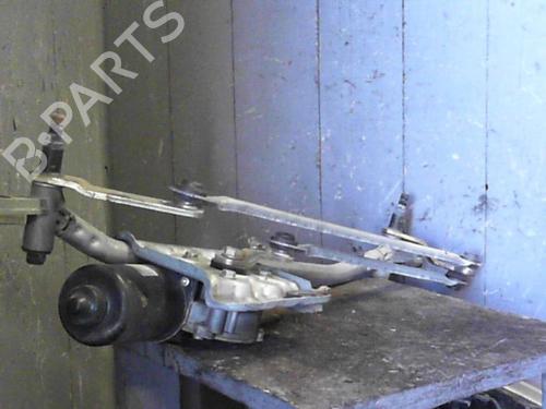Used Front wiper motor FORD MONDEO II (BAP) 1.8 TD (90 hp) 24064476