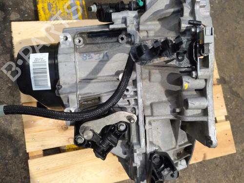 Used Gearbox Gearbox DACIA SANDERO II 1.2 (75 hp) 34049035 34049035