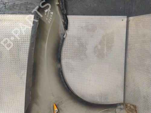 Forskærm venstre FORD FOCUS I (DAW, DBW) 1.6 16V | BP30797633C41