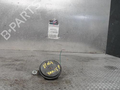 Used Horn TOYOTA YARIS (_P9_) 1.4 D-4D (NLP90_, NLP90R) (90 hp) 24091672