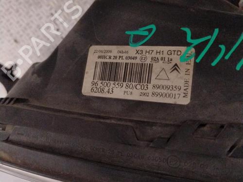 Used Right headlight Right headlight CITROËN C5 II (RC_) 2.0 HDi (RCRHRH) (136 hp) 24512737 24512737