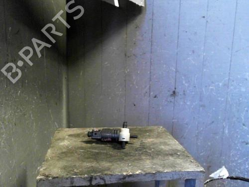 Used Washer pump Washer pump VW POLO III (6N1) 64 1.9 D (64 hp) 24064192 24064192