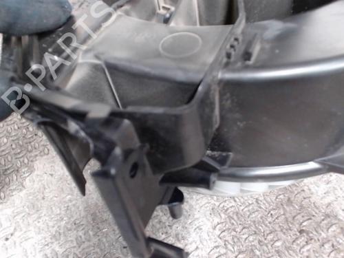 Moteur de chauffage AUDI A6 C6 Avant (4F5) 2.7 TDI (180 hp) 24081798