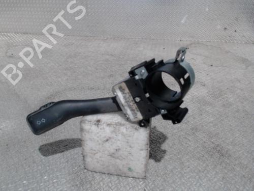 Used Steering column stalk VW BORA I (1J2) 1.9 TDI (90 hp) 24064701