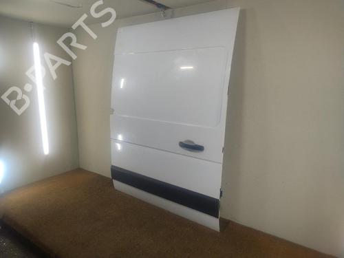 Used Right slide door Right slide door 37163084 37163084