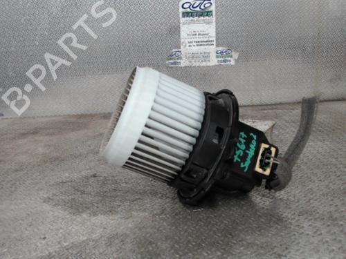 Used Heater blower motor DACIA SANDERO II 1.5 dCi 75 / Blue dCi 75 (B8JW, B8M4, B8AH, B8M7, B8M6) (75 hp) 24081400