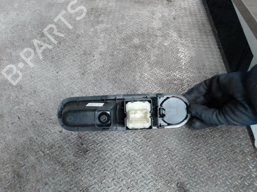 Used Left front window switch RENAULT TWINGO III (BCM_, BCA_) 1.0 SCe 70 (71 hp) 24077449