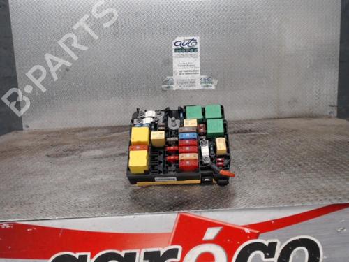 Used Fuse box Fuse box 36873165 36873165