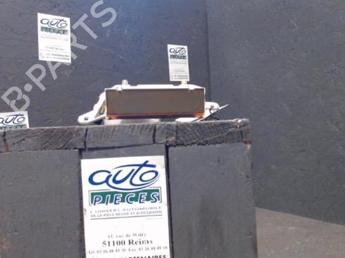 display-monitor-citroen-c4-coupe-la_-2004-2005-2006-2007-2008-2009-2010-2011-2012-2013-24068514 main image