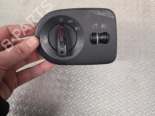 Used Headlight switch Headlight switch SEAT IBIZA IV (6J5, 6P1) 1.2 TDI (75 hp) 24093055 24093055