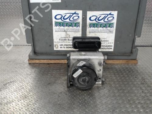 Used ABS pump ABS pump FORD FIESTA VI (CB1, CCN) 1.4 TDCi (68 hp) 30483379 30483379