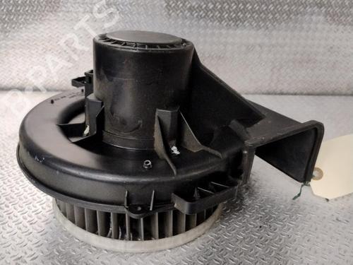 Varmeblæser VW POLO (9N_, 9A_) 1.4 TDI (70 hp) 26514265