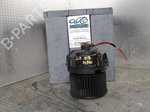 Used Heater blower motor PEUGEOT 108 1.0 VTi (69 hp) 24079034