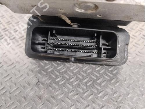 Used ABS pump ABS pump RENAULT MASTER III Van (FV) 2.3 dCi 165 RWD (FV0P, FV0U, FV10, FV12, FV1E) (163 hp) 36656120 36656120