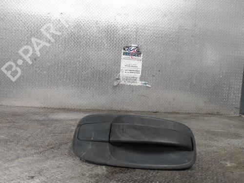 Used Front left exterior door handle RENAULT TRAFIC II Van (FL) 1.9 dCi 80 (FL0B) (82 hp) 24089347