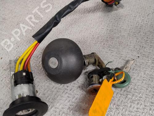 Used Ignition barrel Ignition barrel RENAULT TWINGO I (C06_) 1.2 (C063, C064) (55 hp) 33477684 33477684