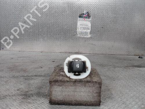 Used Switch Switch RENAULT CLIO III Grandtour (KR0/1_) 1.5 dCi (KR1C, KR1N) (103 hp) 24096344 24096344