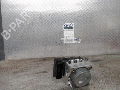 Used ABS pump ABS pump FIAT GRANDE PUNTO (199_) 1.2 (65 hp) 30483880 30483880