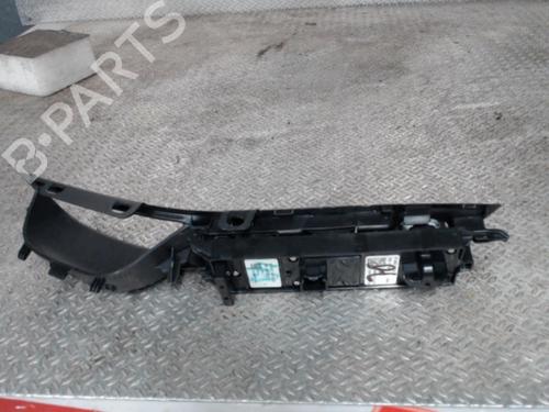 Left front window switch FORD FOCUS III | BP24081028I27 - Image 2