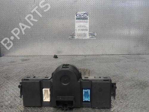 Used Climate control Climate control 24085167 24085167